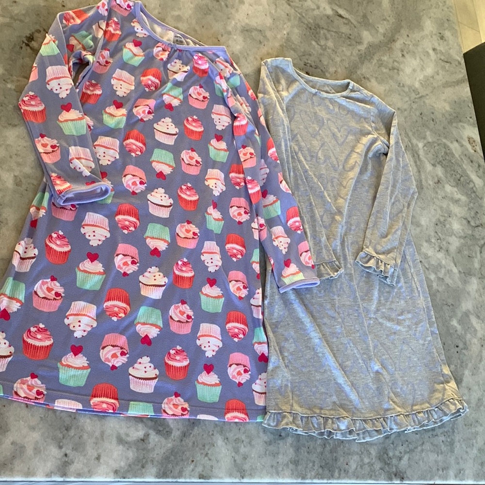 2 Carters long sleeve nightgowns Sz 8-10